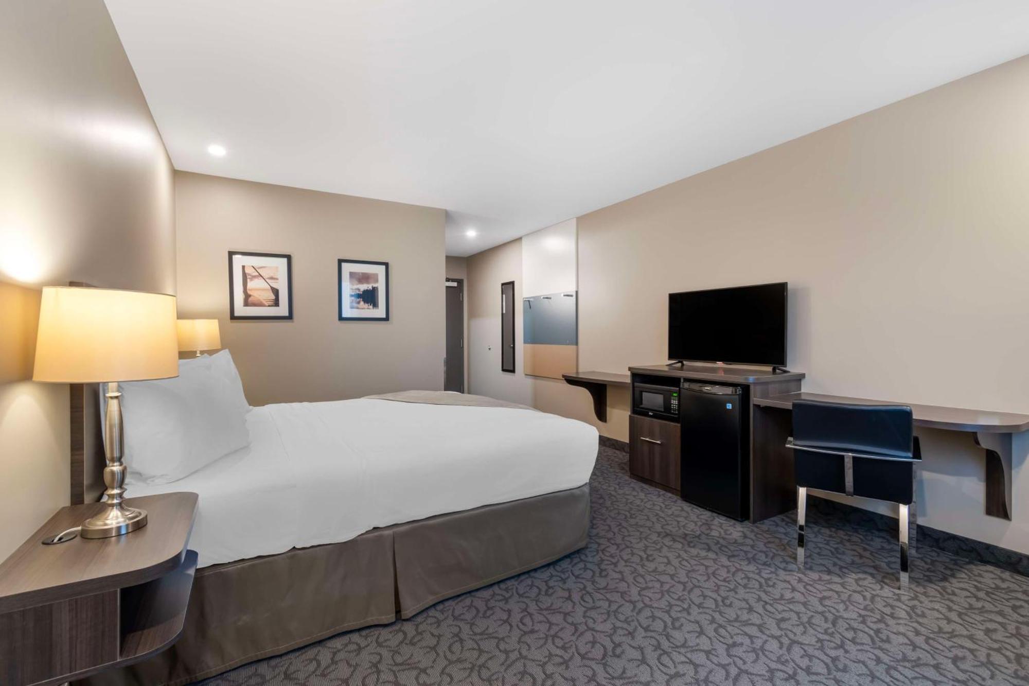 King Room - Non-Smoking,1548807202:JPEG